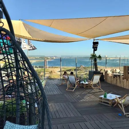 Апартаменты Casa Da Praia Эшпозенди